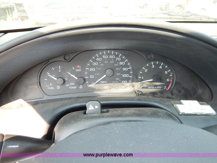 image for item J8162 2004 Chevrolet Cavalier