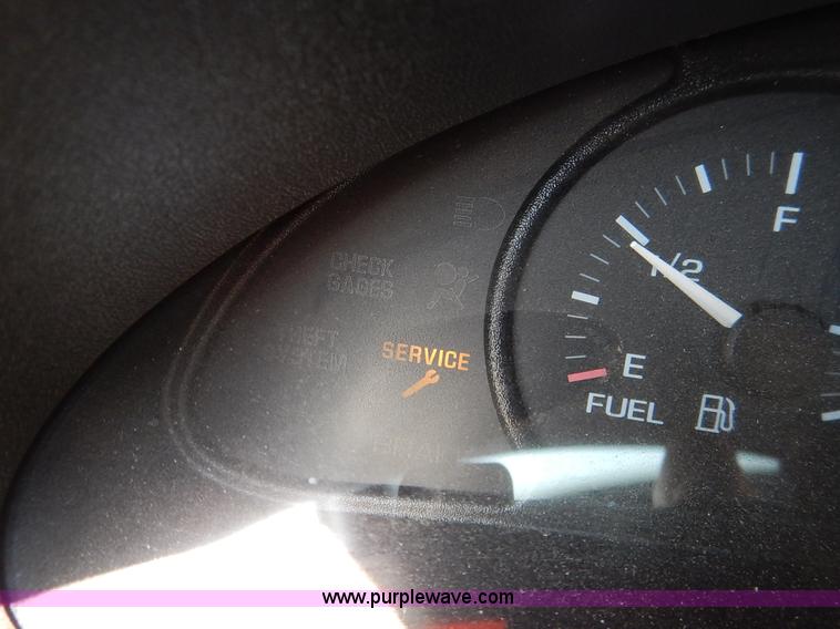 image for item J8162 2004 Chevrolet Cavalier