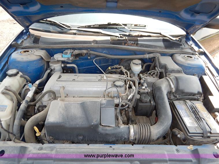 image for item J8162 2004 Chevrolet Cavalier
