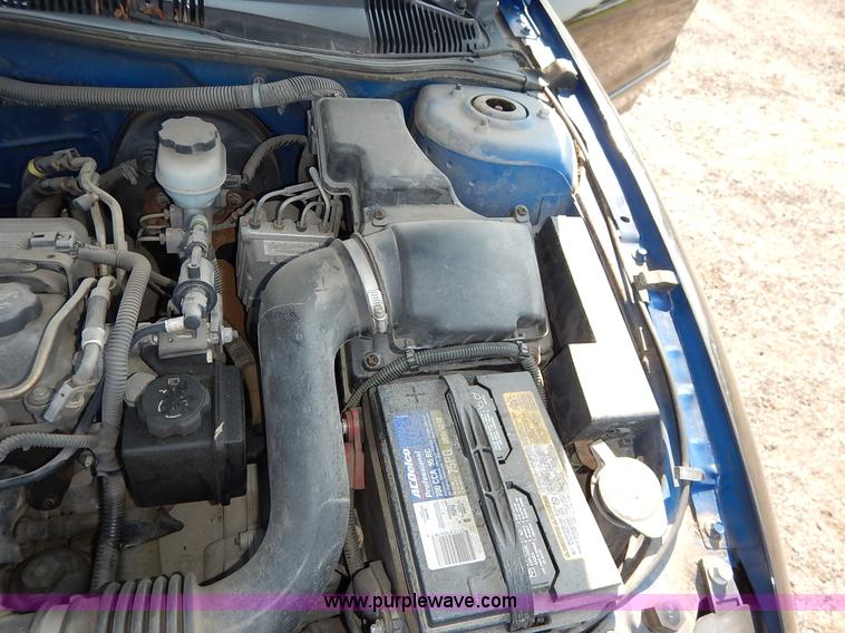 image for item J8162 2004 Chevrolet Cavalier