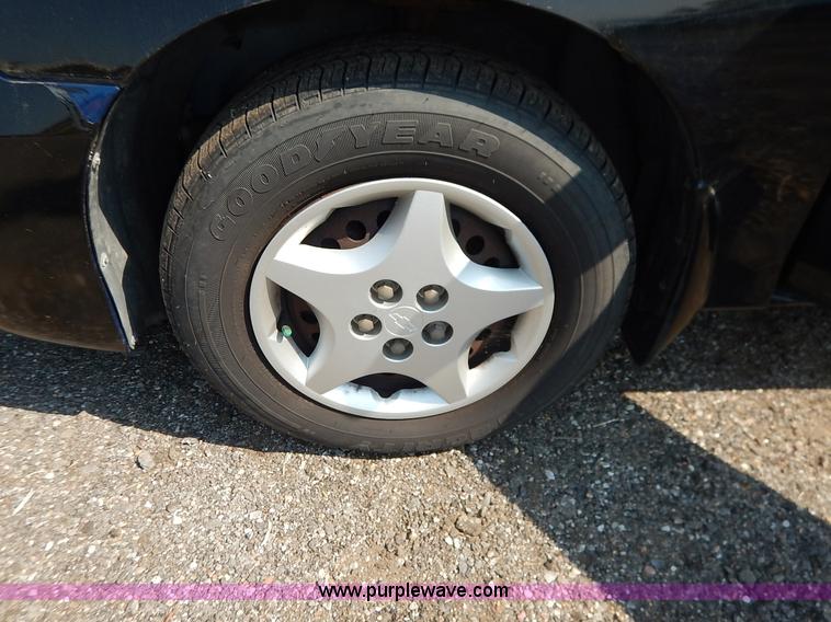 image for item J8162 2004 Chevrolet Cavalier