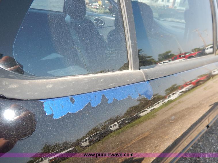 image for item J8162 2004 Chevrolet Cavalier