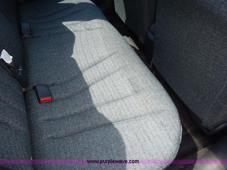 image for item J8162 2004 Chevrolet Cavalier