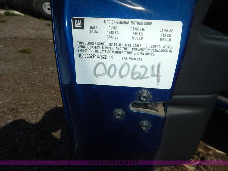 image for item J8162 2004 Chevrolet Cavalier