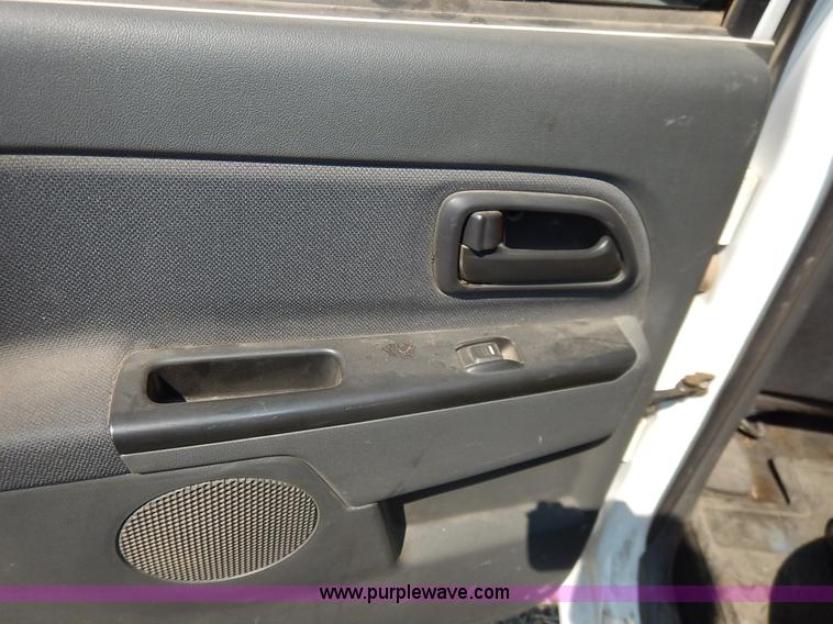 image for item J8163 2006 Chevrolet Colorado LT Crew Cab pickup truck