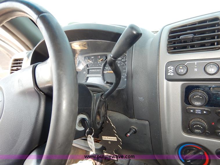 image for item J8163 2006 Chevrolet Colorado LT Crew Cab pickup truck