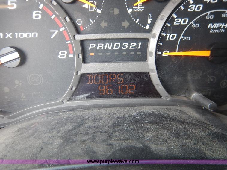 image for item J8163 2006 Chevrolet Colorado LT Crew Cab pickup truck