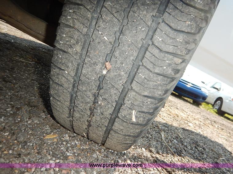 image for item J8163 2006 Chevrolet Colorado LT Crew Cab pickup truck