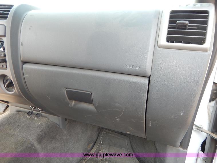 image for item J8163 2006 Chevrolet Colorado LT Crew Cab pickup truck