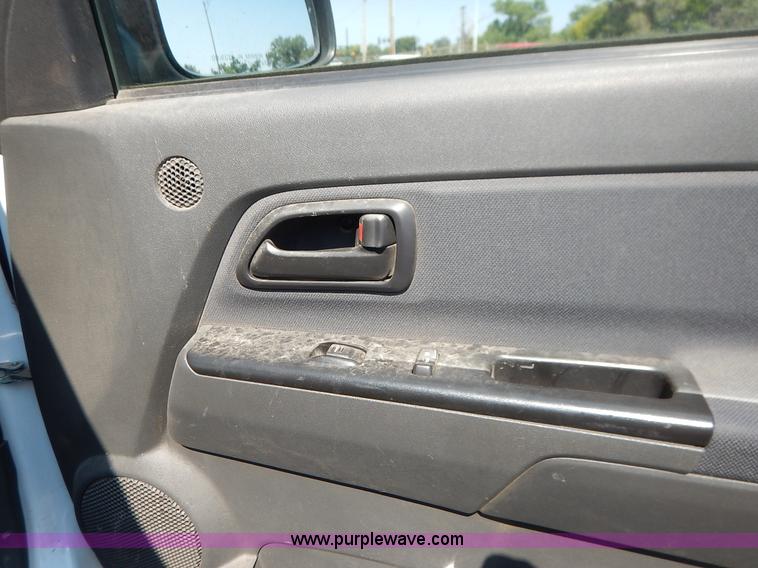 image for item J8163 2006 Chevrolet Colorado LT Crew Cab pickup truck