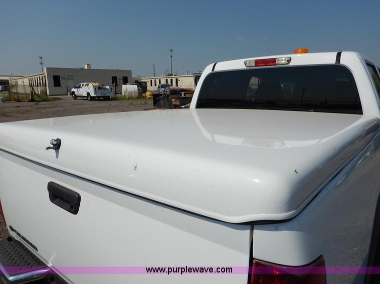 image for item J8163 2006 Chevrolet Colorado LT Crew Cab pickup truck