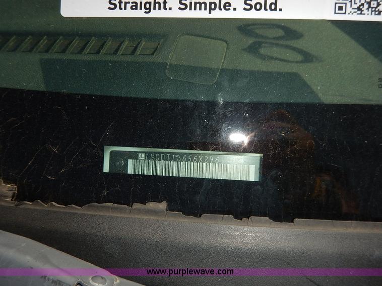 image for item J8163 2006 Chevrolet Colorado LT Crew Cab pickup truck