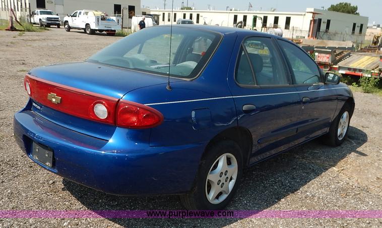 image for item J8164 2004 Chevrolet Cavalier