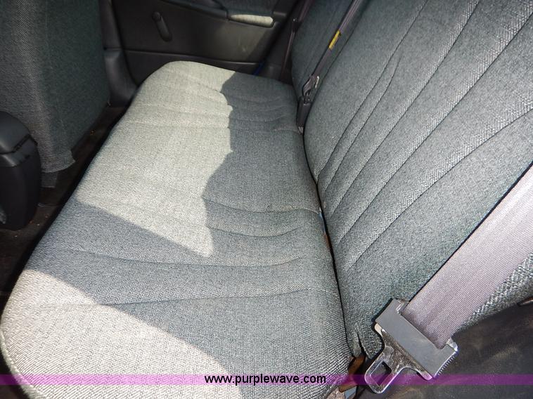 image for item J8164 2004 Chevrolet Cavalier