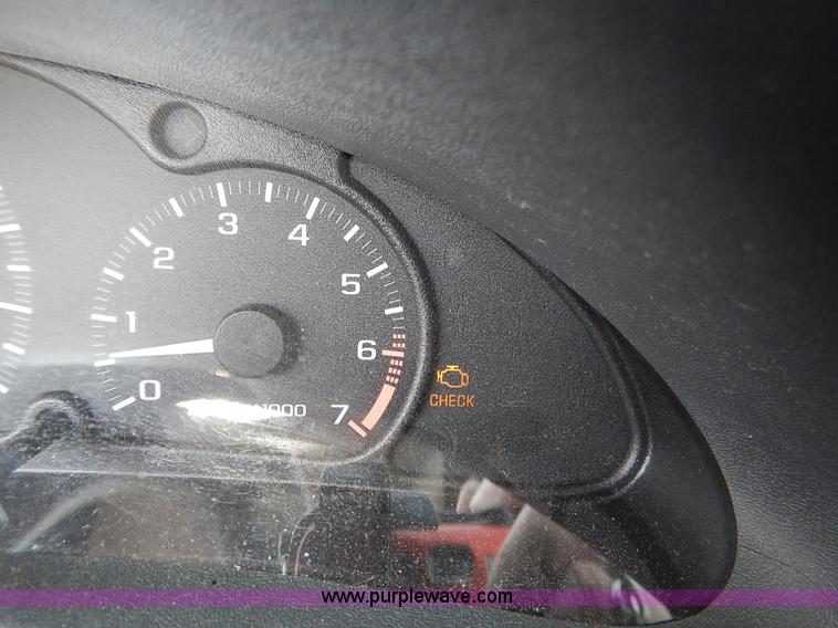 image for item J8164 2004 Chevrolet Cavalier