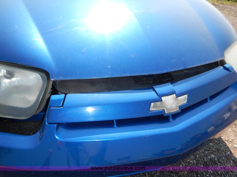 image for item J8164 2004 Chevrolet Cavalier