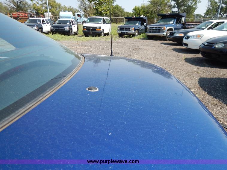 image for item J8164 2004 Chevrolet Cavalier