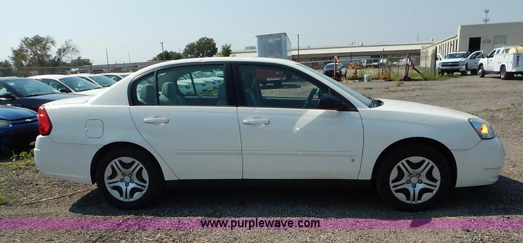 image for item J8165 2007 Chevrolet Malibu LS
