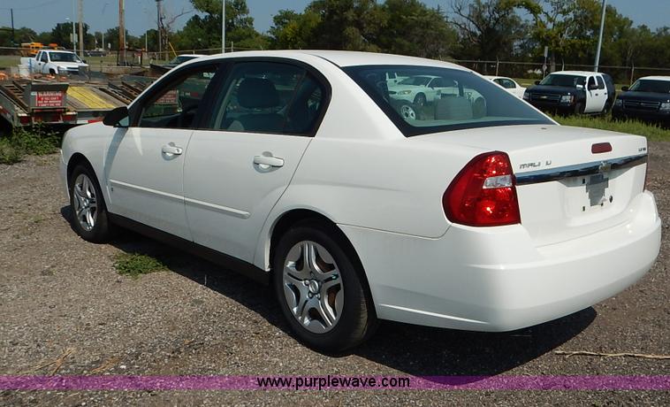 image for item J8165 2007 Chevrolet Malibu LS