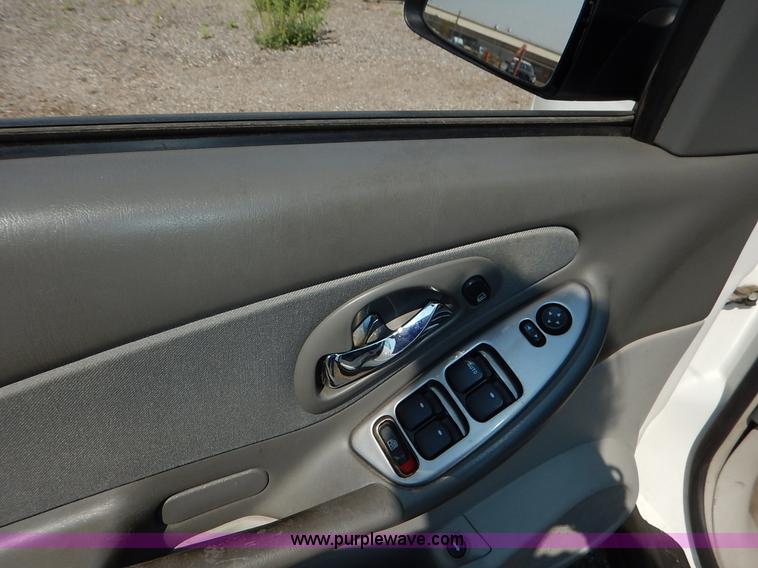 image for item J8165 2007 Chevrolet Malibu LS