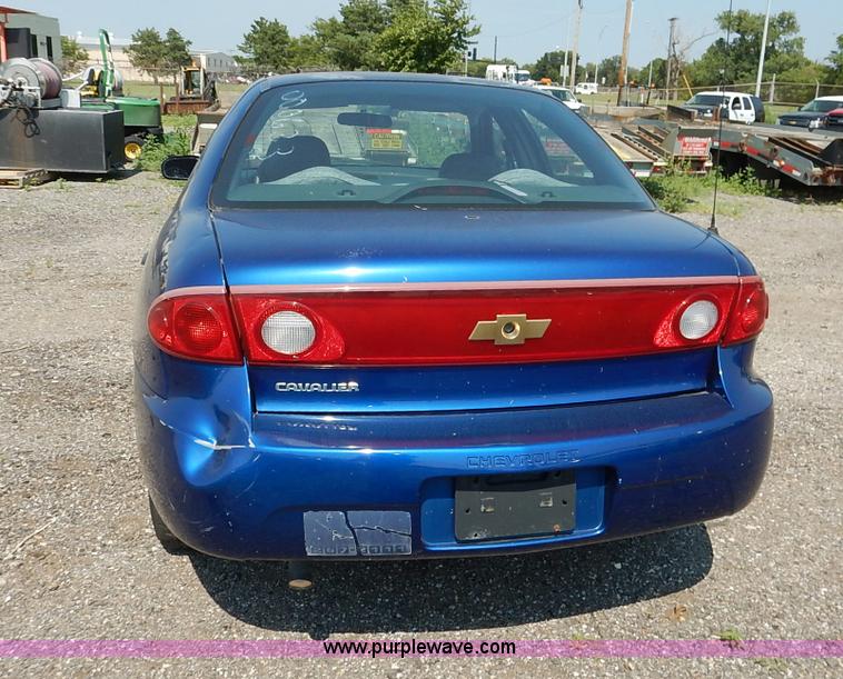 image for item J8166 2004 Chevrolet Cavalier