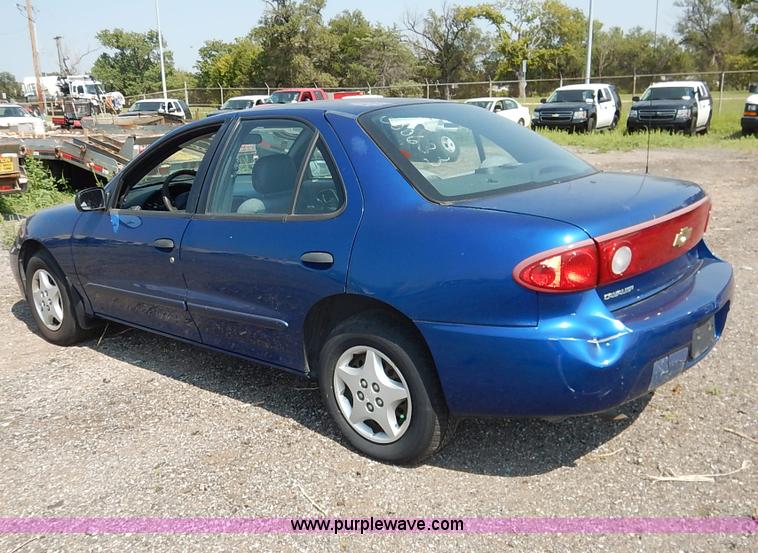 image for item J8166 2004 Chevrolet Cavalier