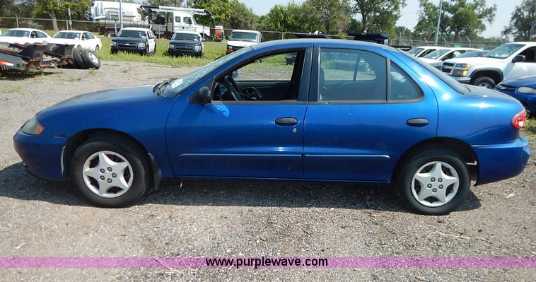 image for item J8166 2004 Chevrolet Cavalier