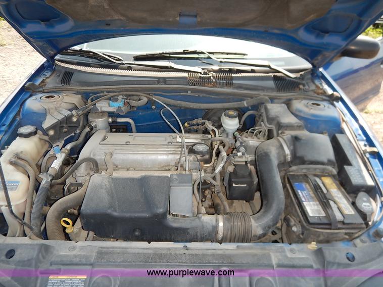 image for item J8166 2004 Chevrolet Cavalier