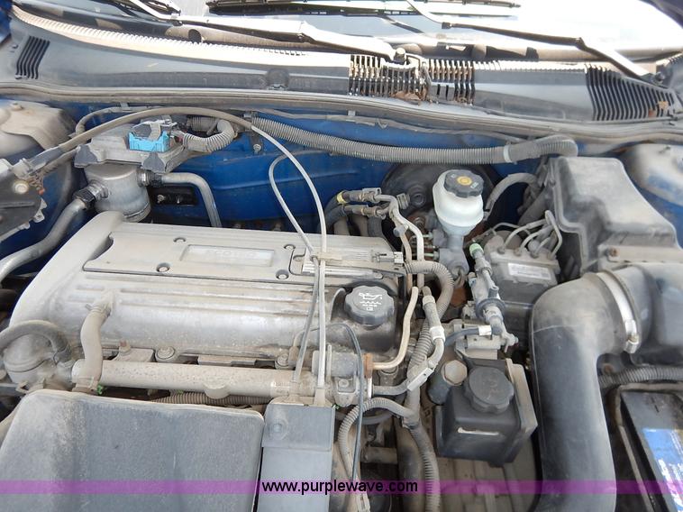 image for item J8166 2004 Chevrolet Cavalier