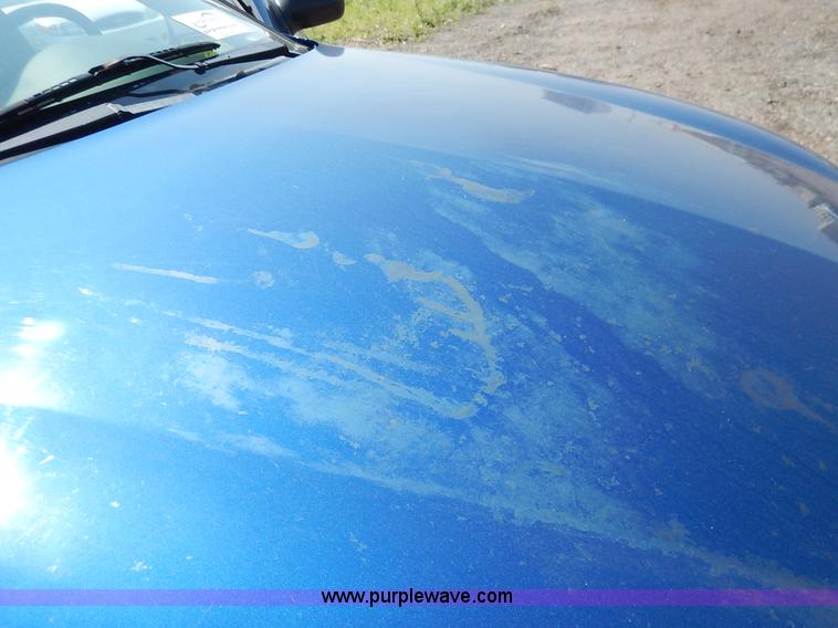 image for item J8166 2004 Chevrolet Cavalier