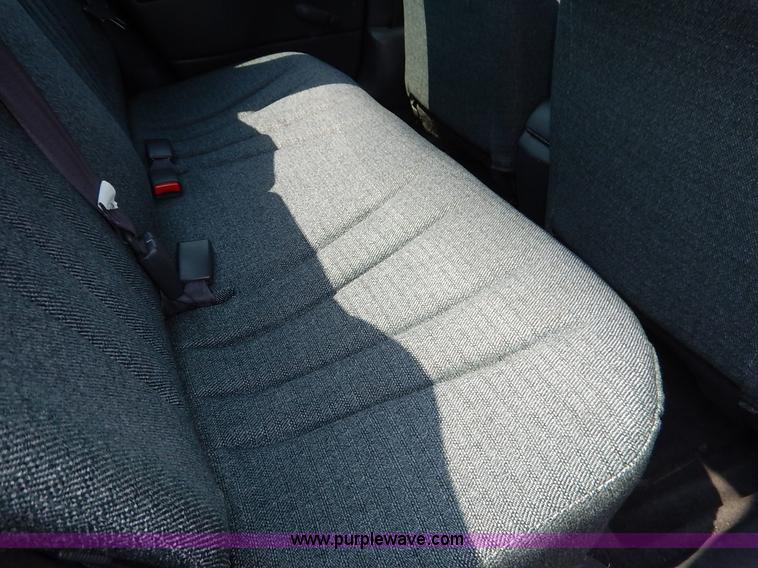 image for item J8166 2004 Chevrolet Cavalier