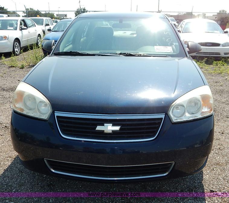 image for item J8167 2007 Chevrolet Malibu LS