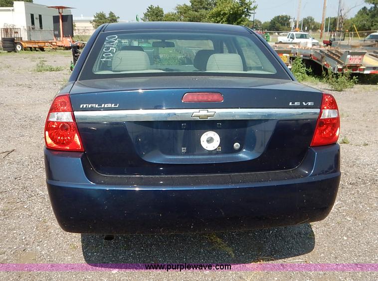image for item J8167 2007 Chevrolet Malibu LS