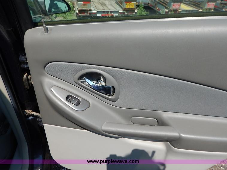 image for item J8167 2007 Chevrolet Malibu LS