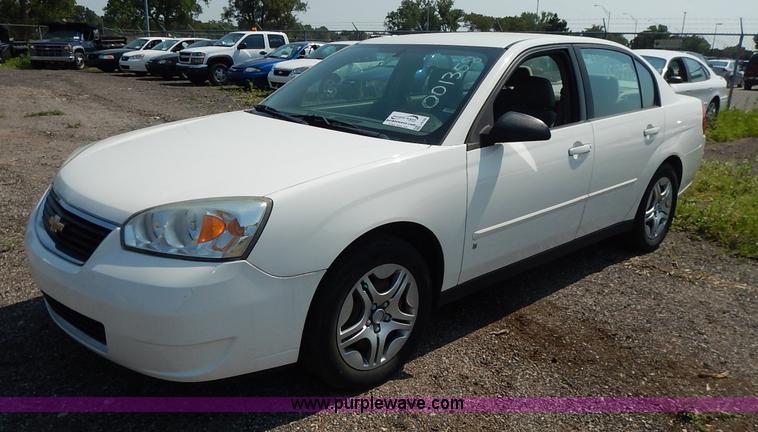 image for item J8169 2007 Chevrolet Malibu LS