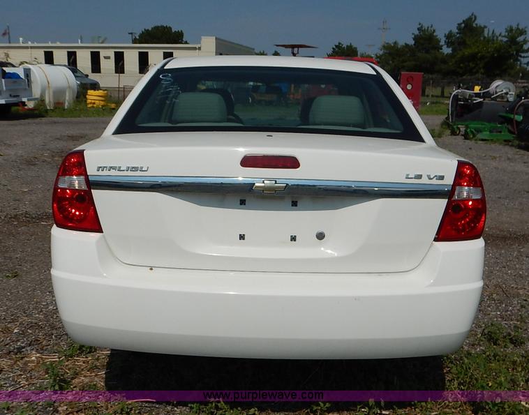 image for item J8170 2007 Chevrolet Malibu LS