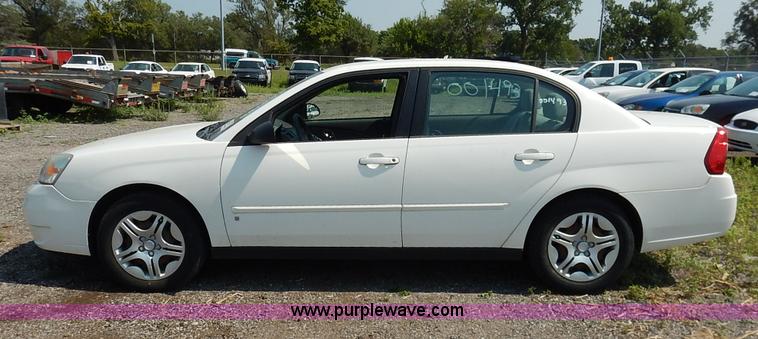 image for item J8170 2007 Chevrolet Malibu LS