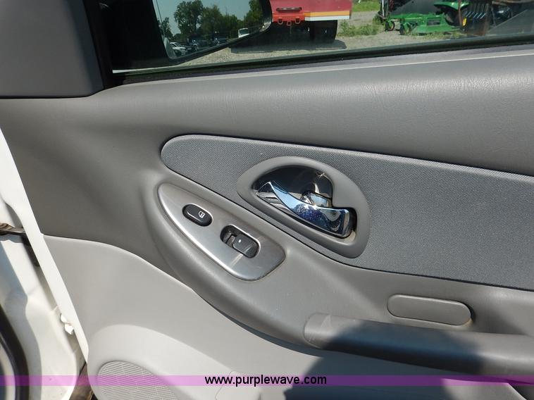 image for item J8170 2007 Chevrolet Malibu LS