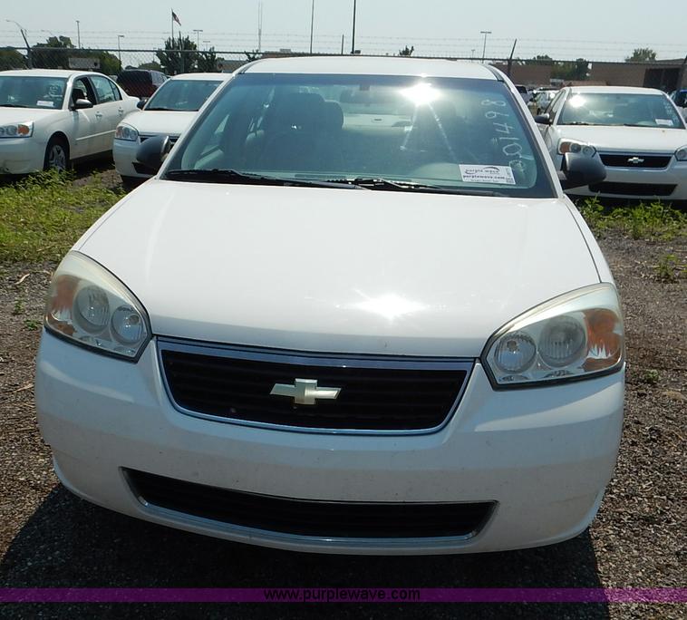 image for item J8171 2007 Chevrolet Malibu LS