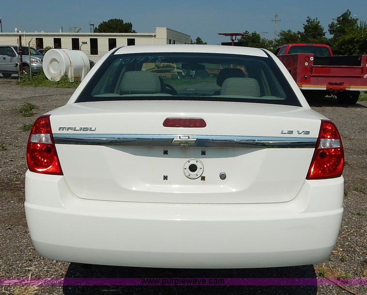 image for item J8171 2007 Chevrolet Malibu LS