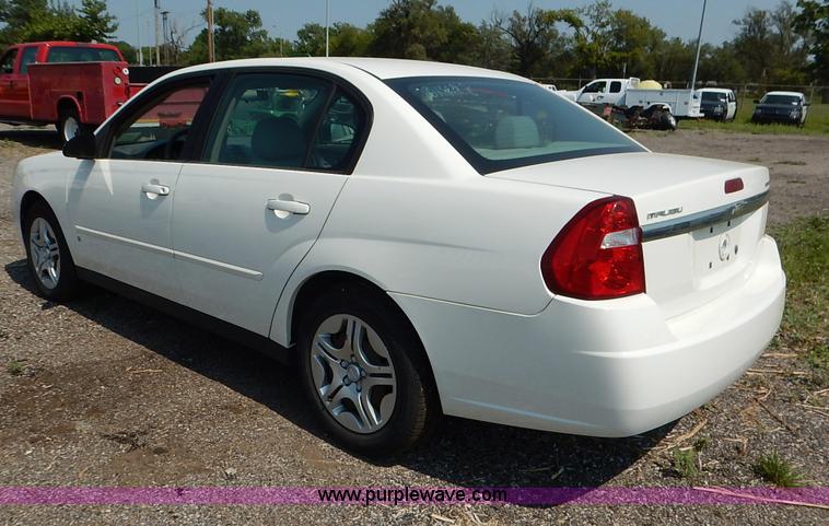 image for item J8171 2007 Chevrolet Malibu LS