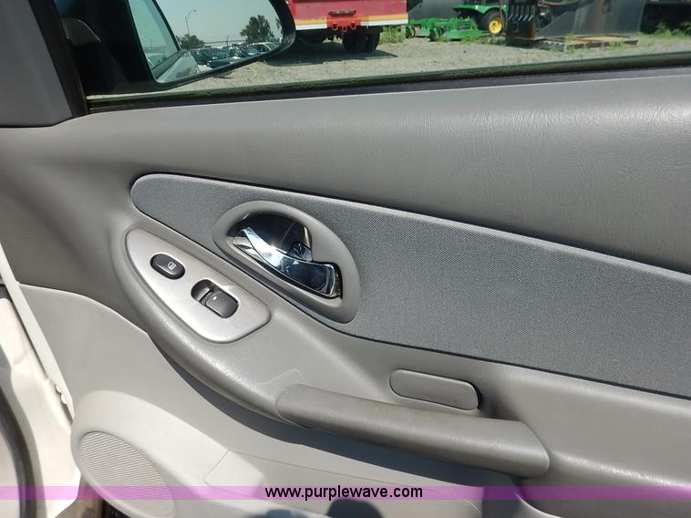 image for item J8171 2007 Chevrolet Malibu LS