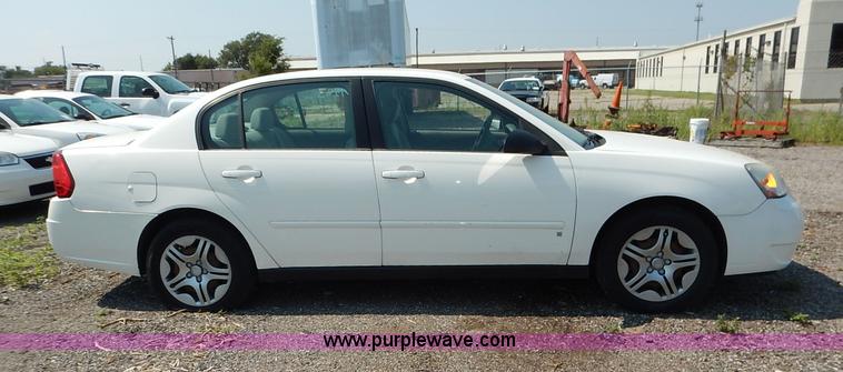 image for item J8172 2007 Chevrolet Malibu LS