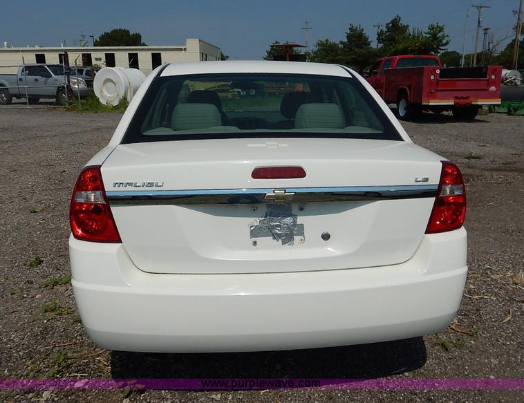 image for item J8172 2007 Chevrolet Malibu LS
