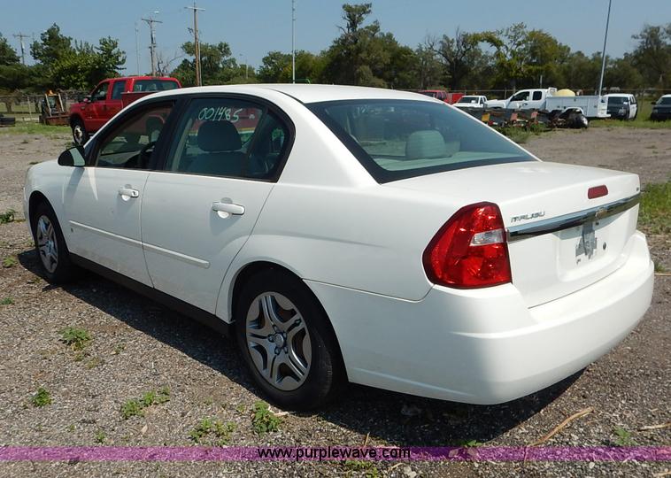 image for item J8172 2007 Chevrolet Malibu LS
