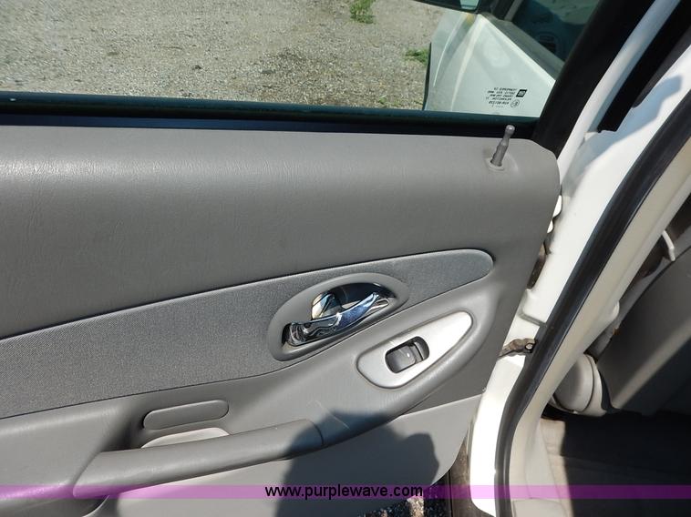 image for item J8172 2007 Chevrolet Malibu LS