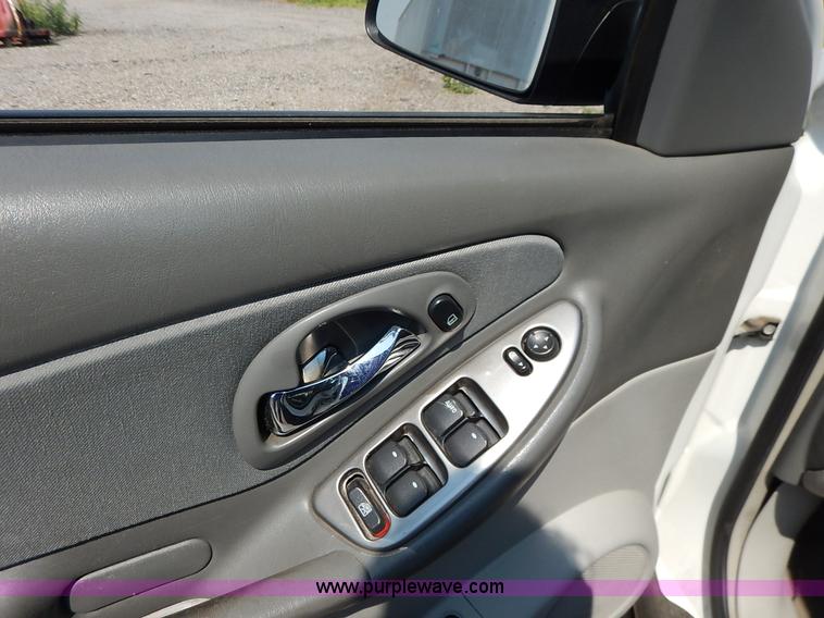 image for item J8172 2007 Chevrolet Malibu LS