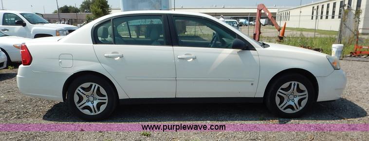 image for item J8173 2007 Chevrolet Malibu LS