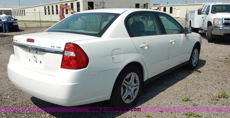 image for item J8173 2007 Chevrolet Malibu LS