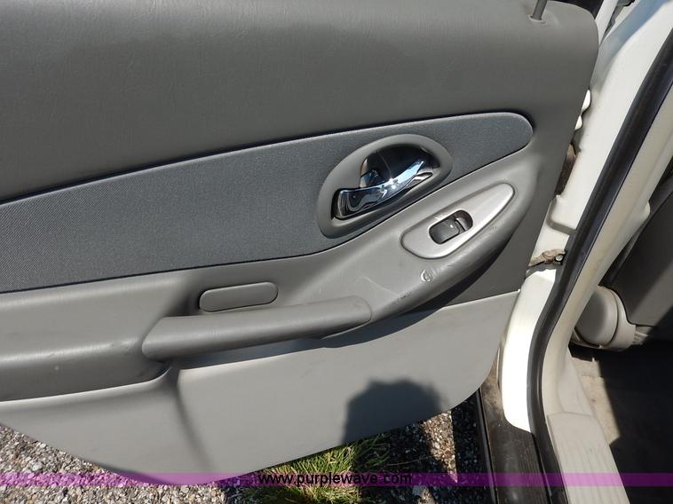 image for item J8173 2007 Chevrolet Malibu LS